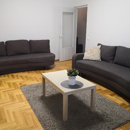 Laisves-Taikos Apartaments Vilnius Extérieur photo
